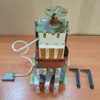 Автоматический выключатель А3726 выдвижной с ручным приводом (современный вариант на базе ВА04-36)